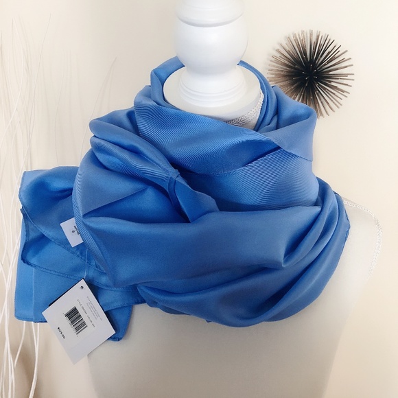 ECHO DEIGN THE EVERYDAY 100% SILK WRAP - Picture 1 of 4